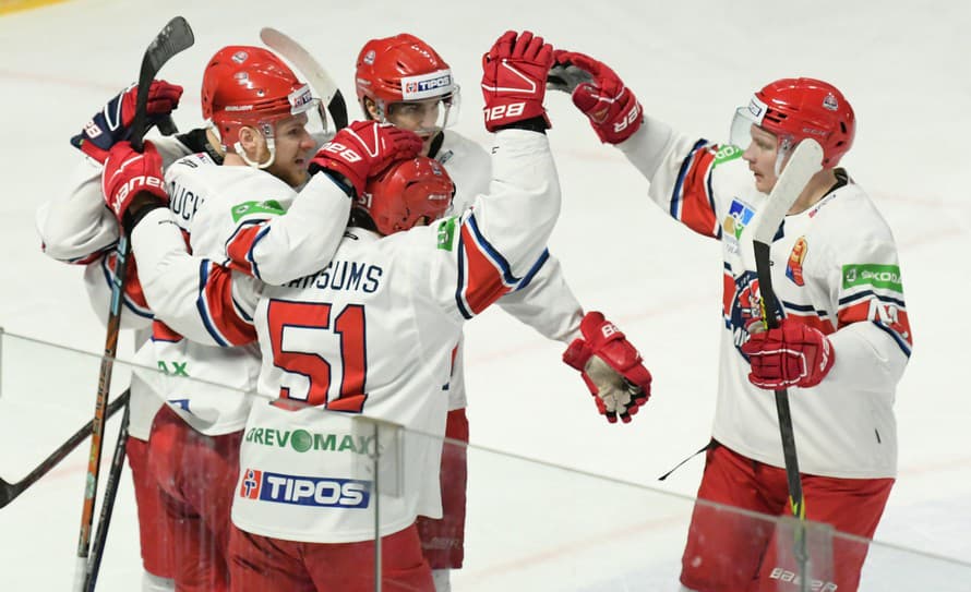 Poľsky web zklepy.pl priniesol informáciu, že slovenský hokejový klub MHk 32 Liptovský Mikuláš je na predaj. 