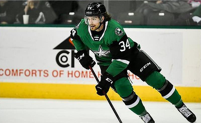 Slovenský hokejista Marián Studenič (24) strelil v noci na stredu jubilejný 20. gól v prebiehajúcej sezóne AHL. Jeho tím Texas Stars ...