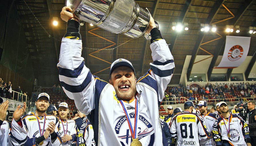Bašta hokeja z východu je hore nohami! Hokejisti Košíc si totiž po dlhých ôsmich rokoch opäť zahrajú o titul v slovenskej extralige. 