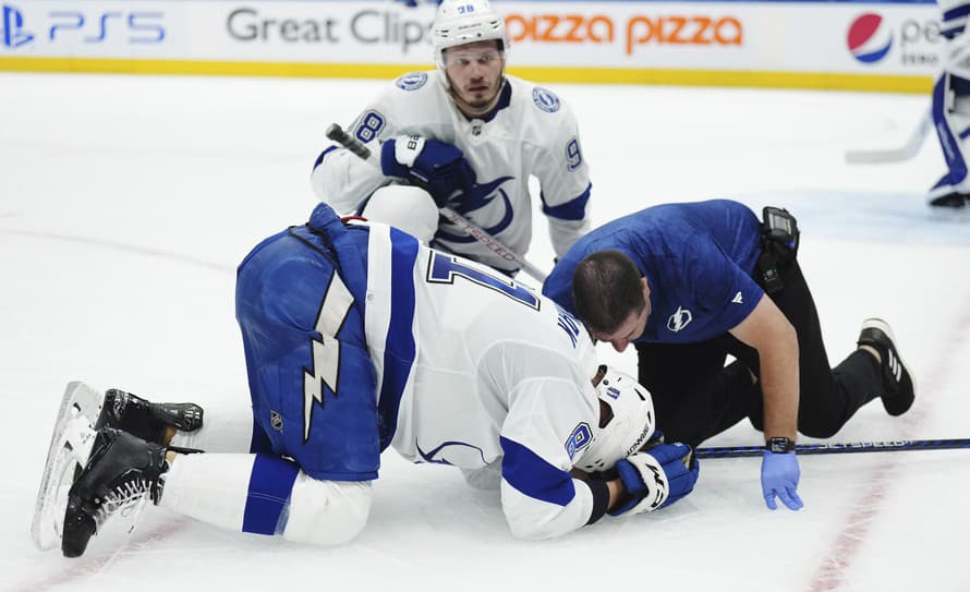 Hokejisti Tampy Bay vstúpili úspešne do play off zámorskej NHL. Finalista uplynulej sezóny vyhral v prvom dueli 1. kola na ľade Toronta ...