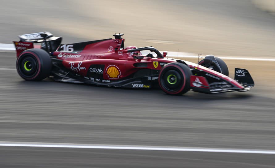 Monacký motoristický pretekár Charles Leclerc bol najrýchlejší v piatkovej kvalifikácii na VC Azerbajdžanu seriálu formuly 1. Pilot Ferrari ...
