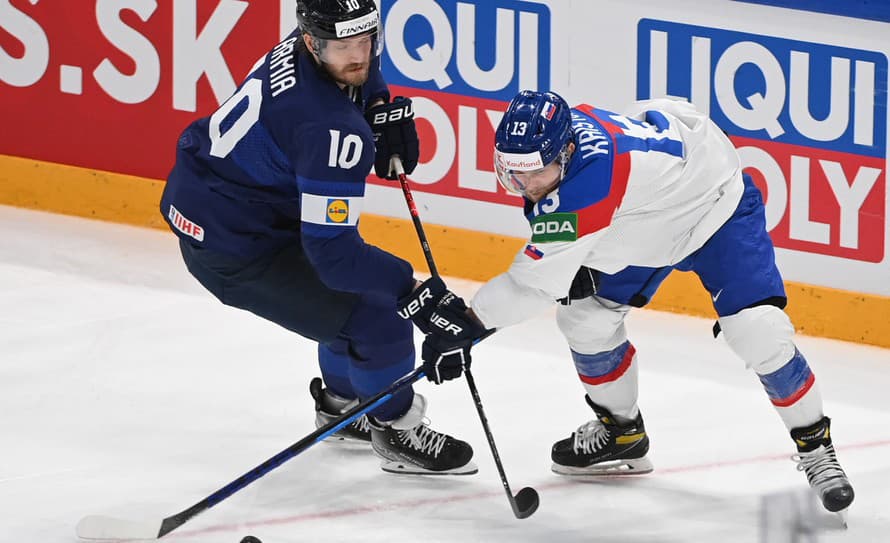 Slovenskí hokejisti Michal Krištof (29) a Adam Liška (23) budú pokračovať vo svojich kariérach v ruskej KHL. Prvý menovaný sa na dva ...