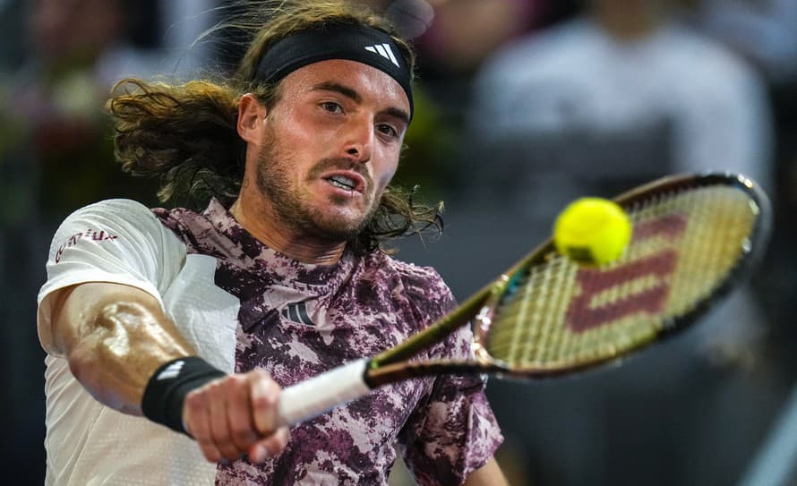 Grécky tenista Stefanos Tsitsipas sa prebojoval do osemfinále dvojhry na turnaji Masters 1000 v Madride. V 3. kole v pozícii turnajovej ...