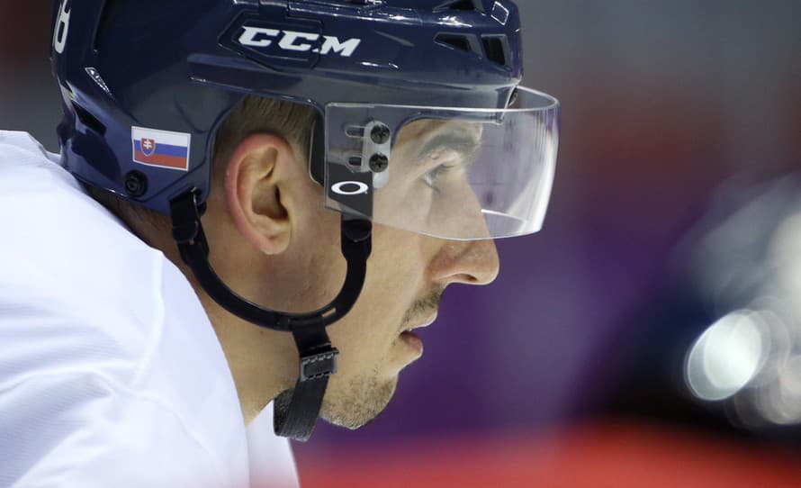 Bývalý hokejový reprezentant Milan Jurčina ukončil kariéru minulý rok v decembri. 