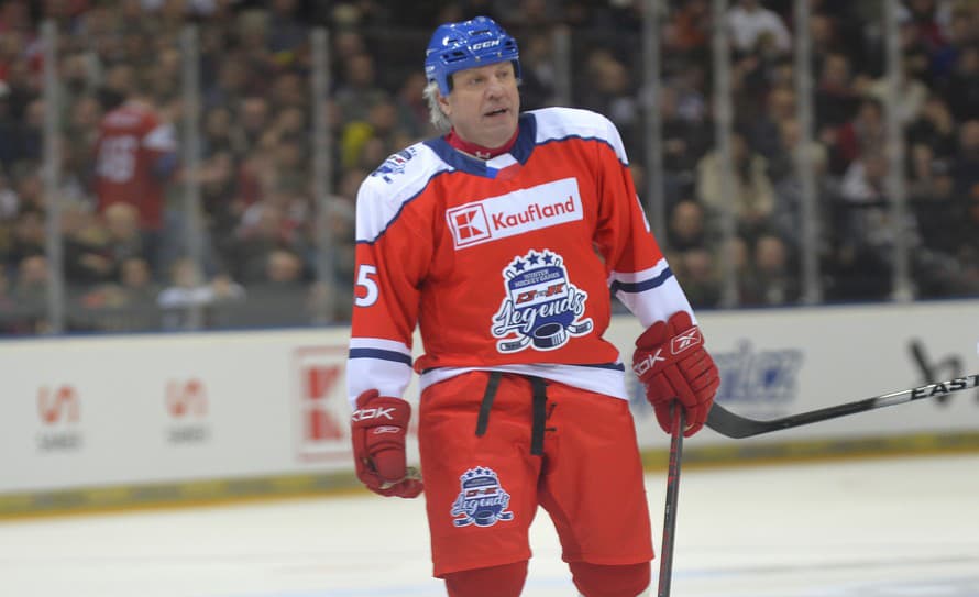 Vo veku 58 rokov zomrel bývalý československý hokejový reprezentant Petr Klíma. 