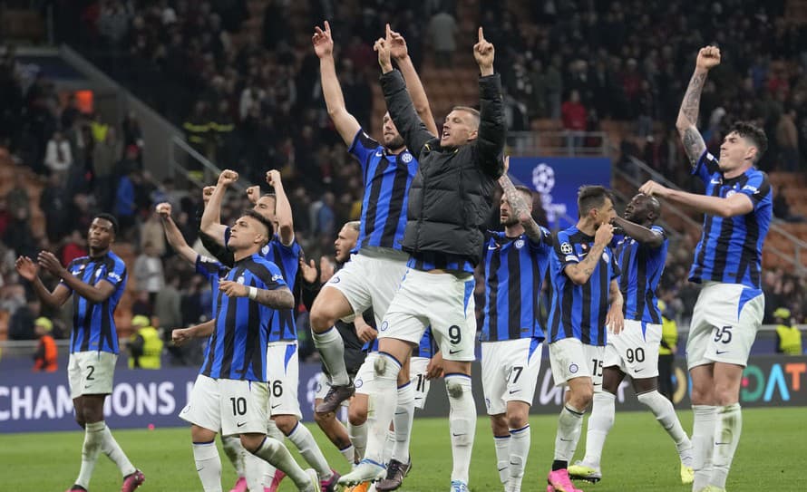Futbalisti milánskeho Interu sa priblížili k prvej finálovej účasti v Lige majstrov od roku 2010, keď prestížnu súťaž tretíkrát v klubovej ...