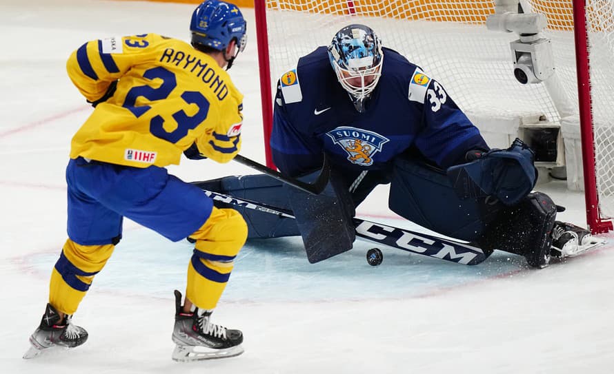Švédski hokejisti pokračujú na 86. majstrovstvách sveta bez prehry. V pondelkovom šlágri A-skupiny zaznamenali tretie víťazstvo, keď ...