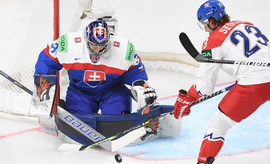Českí hokejisti sa v dejisku majstrovstiev sveta Rige vrátili po utorkovom dni voľna na ľad.