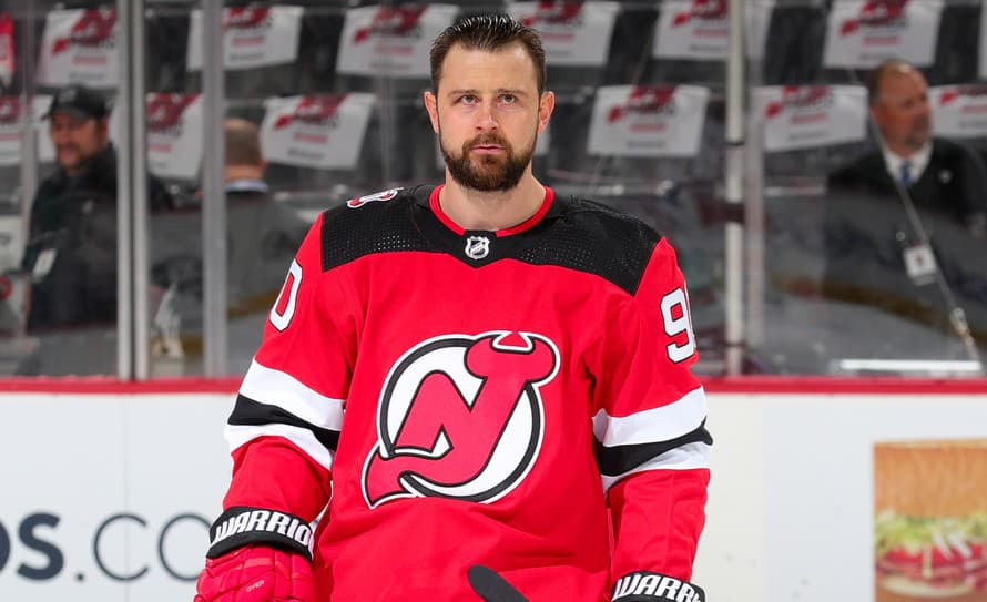 Slovenskému hokejového útočníkovi Tomášovi Tatarovi z tímu New Jersey Devils v zámorskej NHL sa v bojoch o Stanleyho pohára nikdy veľmi ...