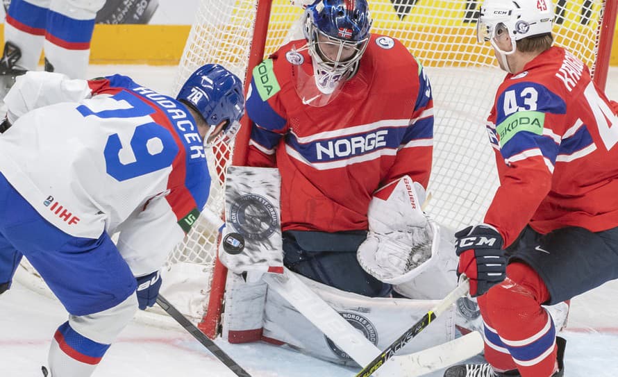 Povinnú úlohu sme zvládli. Slovenskí hokejisti zdolali v poslednom stretnutí skupiny B Nórsko 4:1 a po zisku troch bodov zostávajú v ...