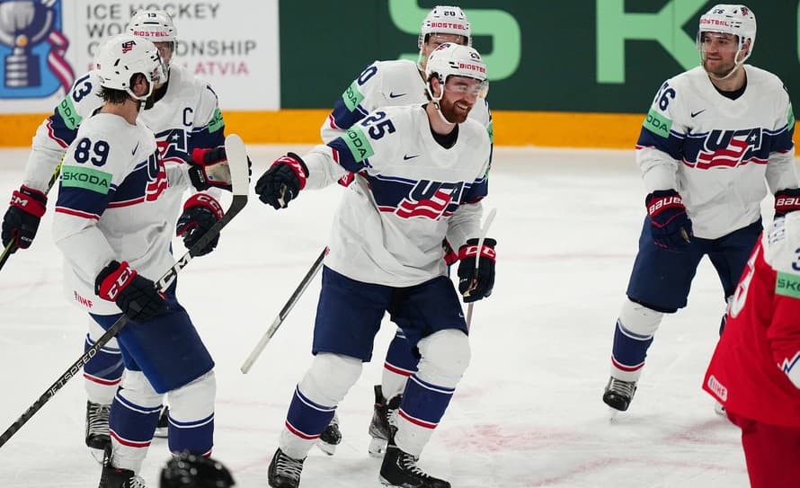 Hokejisti USA postúpili do semifinále 86. majstrovstiev sveta. 