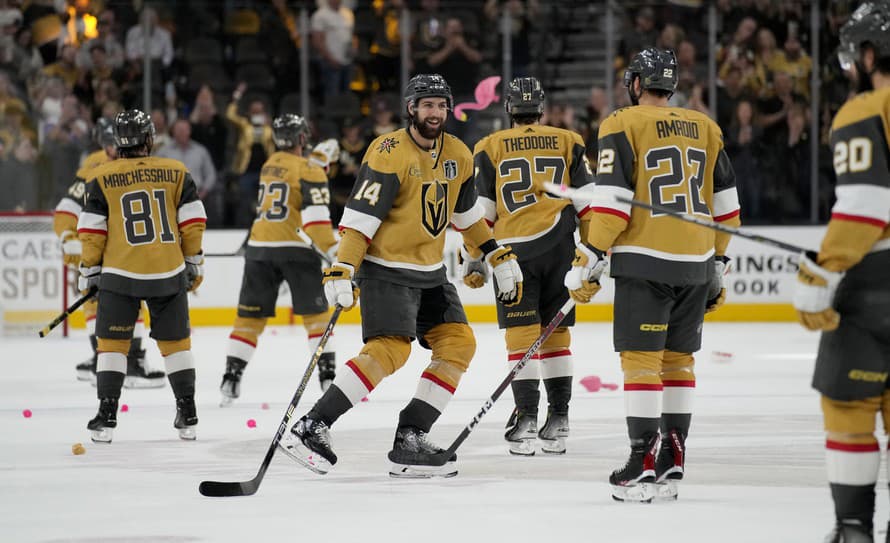 Hokejisti Vegas Golden Knights vedú vo finále play off NHL už 2:0 na zápasy. V noci na utorok zvíťazili v druhom domácom stretnutí nad ...