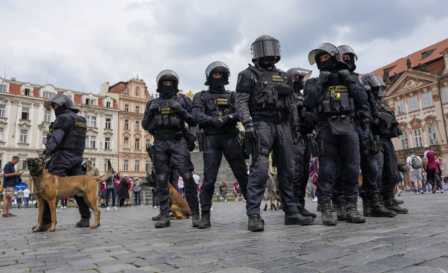Prítomnosť chuligánov naháňa strach! Česká polícia musí byť v plnej pohotovosti a ostražitosti!