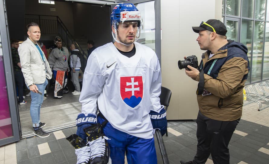 Ďalší na zozname? České športové médiá a takisto špecializovaný hokejový portál Elite Prospects priniesli informáciu, že do KHL smeruje ...