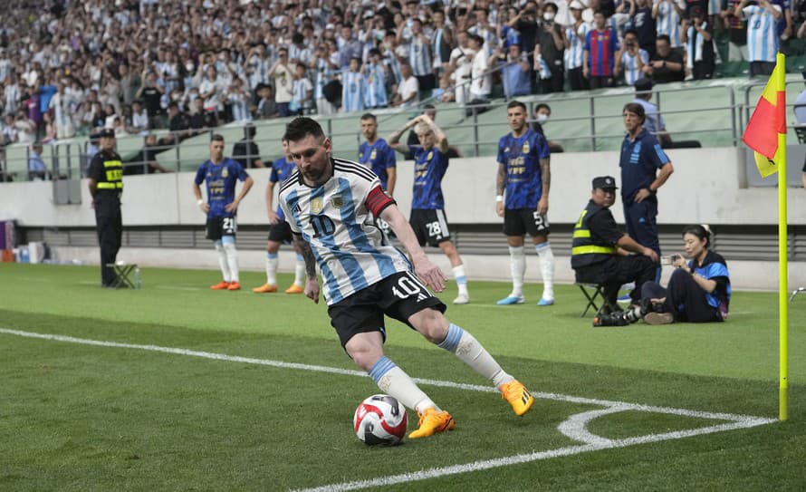 Viacerí fanúšikovia Lionela Messiho (35) z Indonézie zostali sklamaní po oznámení, že argentínsky futbalista nenastúpi na prípravný zápas ...