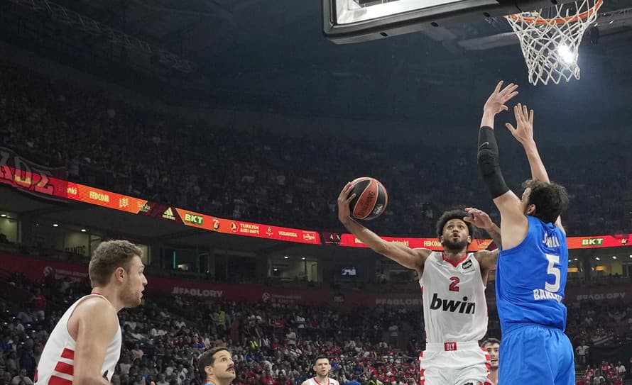 Potvrdilo sa, že ide o jednu z najväčších rivalít vo svete športu. Vo finále gréckej basketbalovej ligy nastúpili proti sebe Olympiakos ...