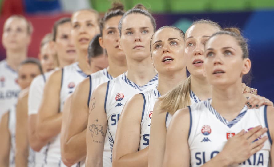 Slovenské basketbalistky, ktoré bojujú na majstrovstvách Európy, nie sú len výborné športovkyne, uplatnili by sa aj v súťaží krásy. 