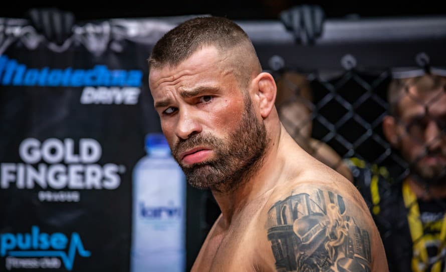 Slovenský bojovník Pavol Langer získal tzv. dočasný titul v organizácii Oktagon MMA. V hlavnom zápase sobotného galavečera v nemeckom ...