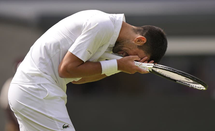 Španielsky tenista Carlos Alcaraz sa prvýkrát v kariére prebojoval do štvrťfinále dvojhry na grandslame vo Wimbledone. V osemfinále zdolal ...