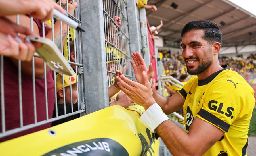 Nemecký futbalista Emre Can nahradil Marca Reusa na pozícii kapitána Borussie Dortmund. Nový vicekapitán tímu bude brankár Gregor Kobel, ...