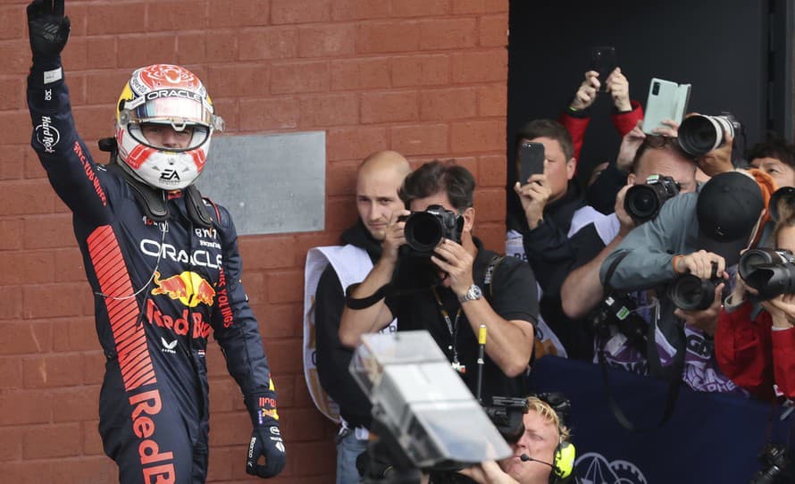 Max Verstappen v tejto sezóne nemá konkurenciu.