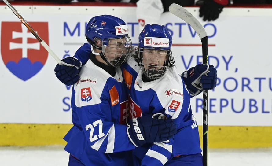 Slovenskí hokejisti prehrali s Fínskom 1:2 v záverečnom zápase základnej B-skupiny na turnaji hráčov do 18 rokov Hlinka Gretzky Cup v ...