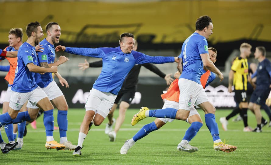 Futbalisti KÍ Klaksvík sa v stredu postarali o historický moment. Úradujúci šampión z Faerských ostrovov šokoval po Ferencvárosi Budapešť ...