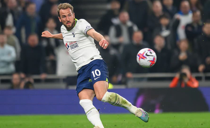 Sága pokračuje. Nemecký klub Bayern Mníchov má stále obrovský záujem o zisk anglického útočníka Harryho Kanea (30). S Tottenhamom Hotspur ...