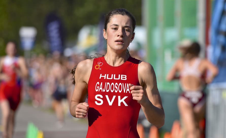 Slovenská reprezentantka Romana Gajdošová obsadila na podujatí Svetového pohára v kórejskom Yeongdo druhé miesto v sobotňajšom šprint ...
