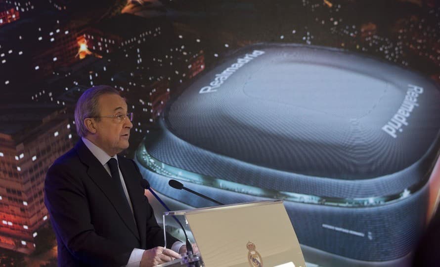 Na sociálnych sieťach v Španielsku sa objavilo niekoľko informácií v súvislosti s prezidentom futbalového klubu Real Madrid.