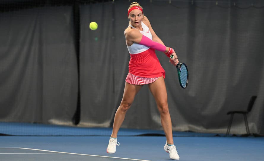 Slovenská tenistka Rebecca Šramková (26) postúpila do druhého kola v dvojhre na challengri v poľskom meste Grodzisk Mazowiecki. 