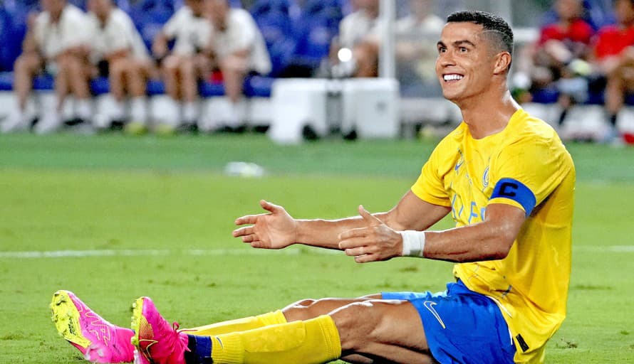 Pokoril ďalšiu métu! Cristiano Ronaldo (38) je prvým človekom na svete, ktorý dosiahol 600 miliónov sledovateľov na Instagrame. 