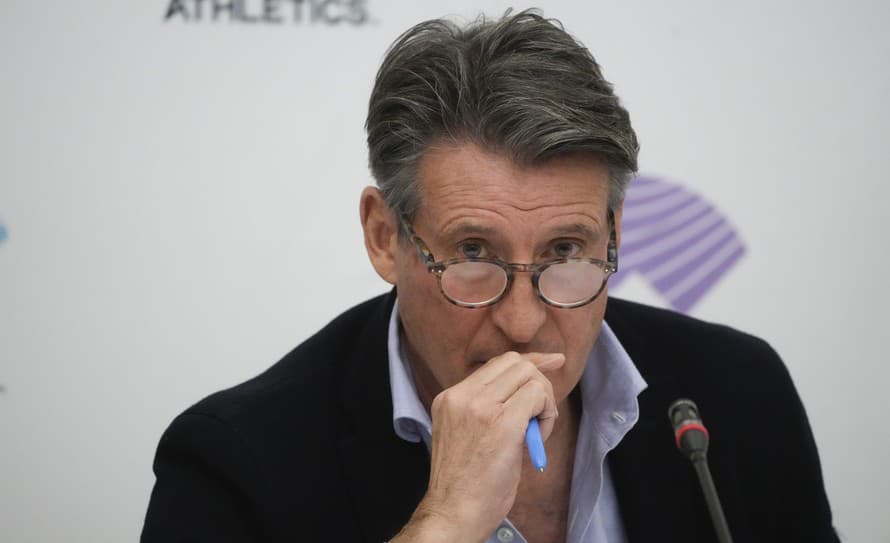 Sebastian Coe (66) bol znovu zvolený za predsedu Svetovej atletiky.