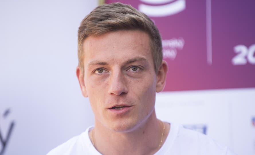  Slovenský šprintér Ján Volko nepostúpil do semifinále stovky na atletických MS v Budapešti. V sobotňajšom treťom rozbehu obsadil 7. ...
