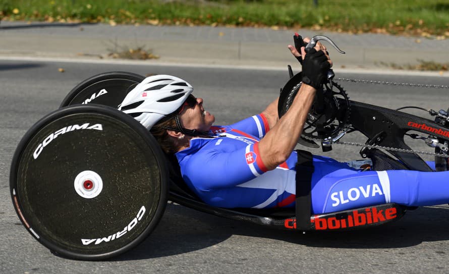 Slovenská reprezentantka v cestnej paracyklistike Anna Oroszová získala na kontinentálnom multišampionáte v Rotterdame bronzovú medailu.