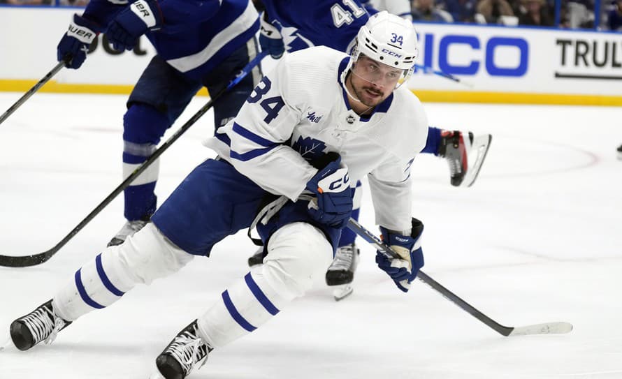 Americký hokejista Auston Matthews podpísal nový štvorročný kontrakt s klubom Toronto Maple Leafs. Zmluva vstúpi do platnosti od sezóny ...