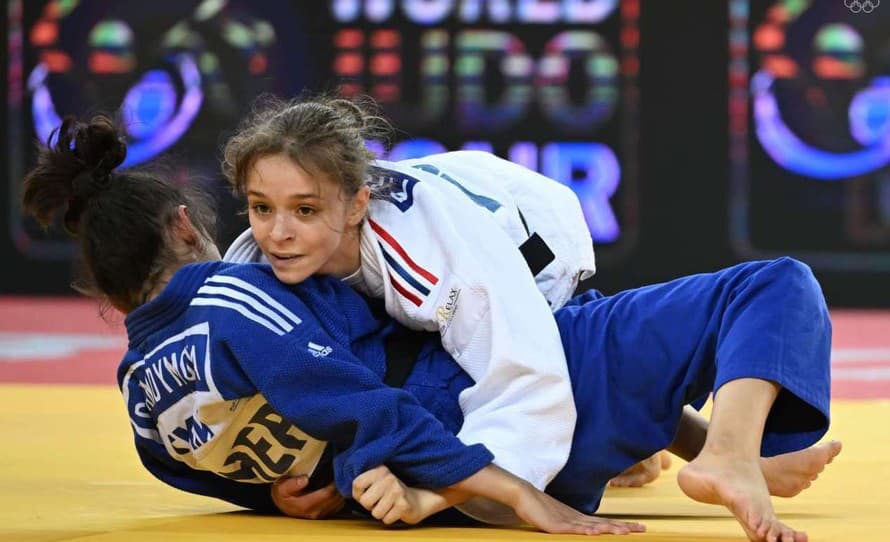 Džudistka Patrícia Tománková sa stala v Záhrebe dorasteneckou majsterkou sveta vo váhe do 40 kg. 