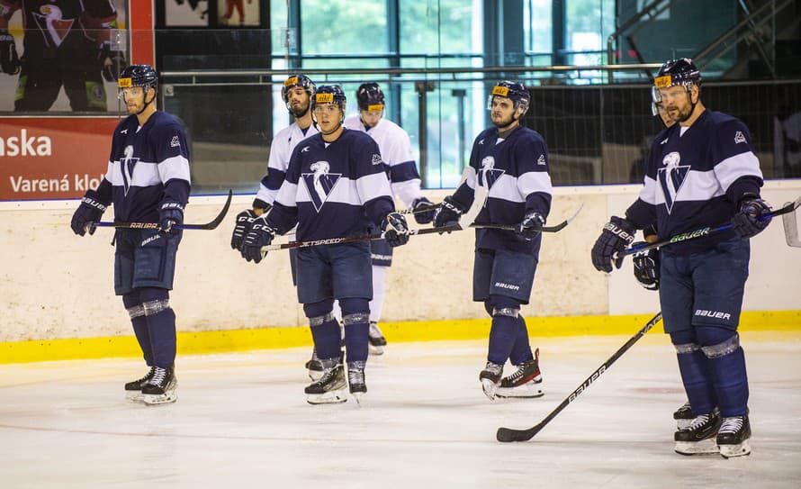 Hokejisti Slovana Bratislava neuspeli ani vo svojom druhom vystúpení na prípravnom turnaji Südtirol Summer Classic v talianskom Bolzane. 