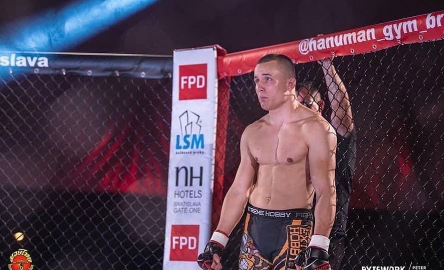 Slovenský MMA bojovník Dávid Šajben aktuálne zápasí na amatérskej scéne. Ešte pred vstupom medzi profesionálov plánuje nadobudnúť čo ...