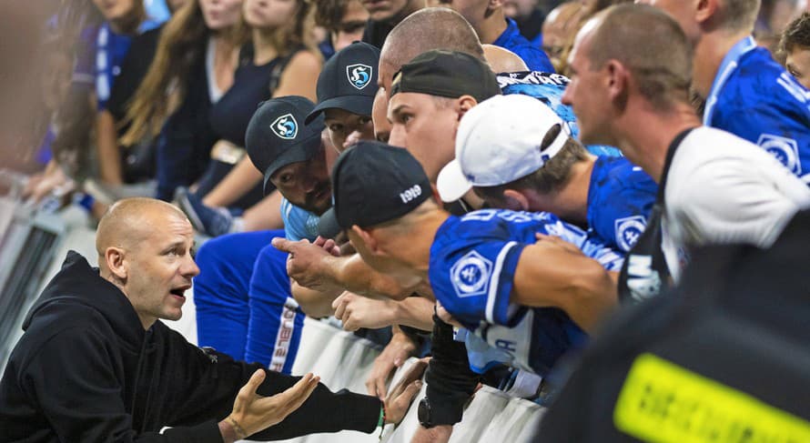 Koniec dusnej atmosféry?! Futbalový Slovan zažíva v posledných týždňoch nie príliš vydarené obdobie. Belasí utŕžili v play-off Európskej ...