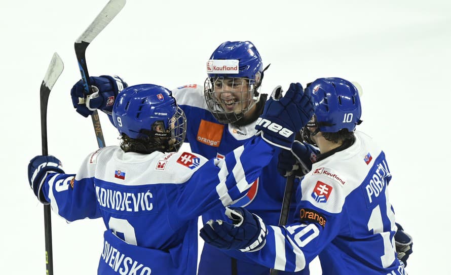 Majstrovstvá sveta hokejistov do 18 rokov sa v roku 2026 uskutočnia na Slovensku. Rozhodli o tom členovia Rady Medzinárodnej hokejovej ...