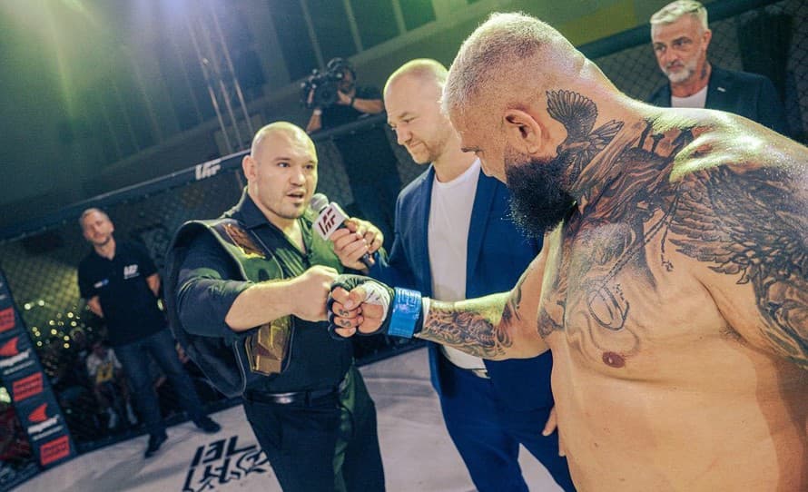 V súčasnosti najstarší aktívny bojovník našej MMA scény je Alexander Cverna. Vo veku 48 rokov sa prepracoval k titulovej šanci a najbližšie ...