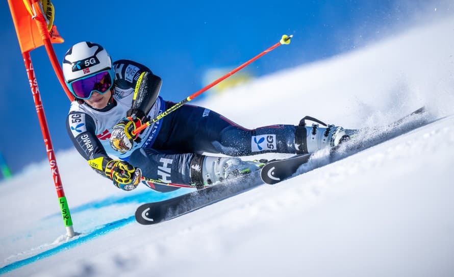 Nórka Ragnhild Mowinckelová odchádzala zo sobotňajších pretekov v obrovskom slalome v rakúskom Söldene v rámci Svetového pohára 2023/2024 ...