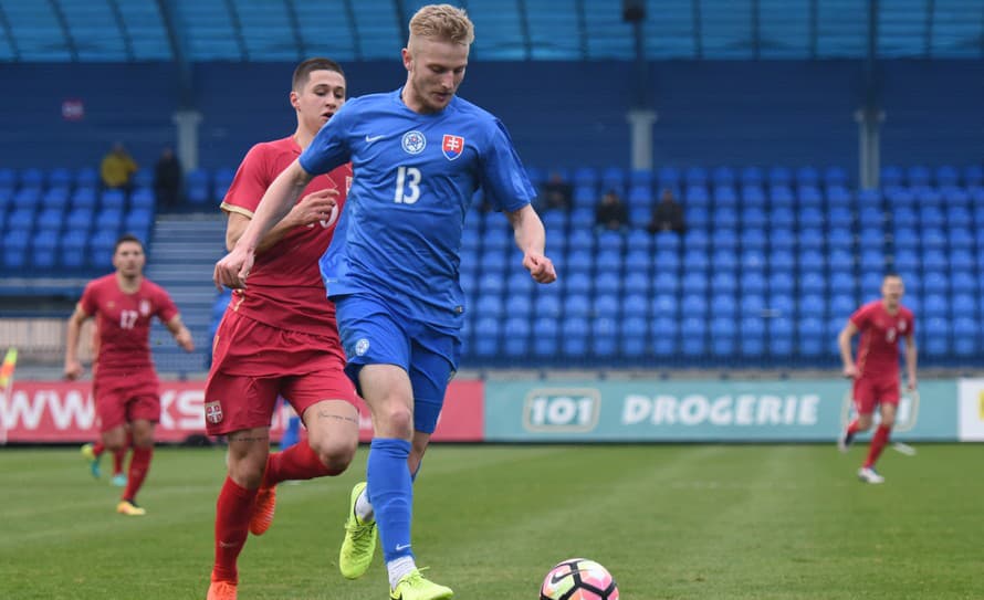 Slovenský futbalista Michal Sipľak (27) zaznamenal svoj premiérový presný zásah vo svojom novom pôsobisku, ktorým je poľský klub Gornik ...