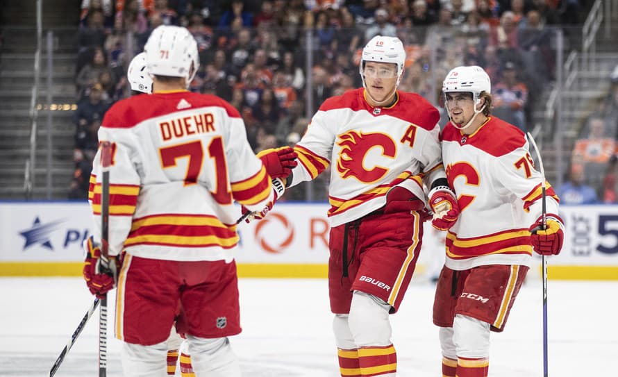 Hokejový tím NHL Calgary Flames poslal slovenského útočníka Martina Pospíšila (23) späť na farmu do Calgary Wranglers. Okrem neho putovali ...