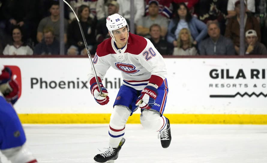 Juraj Slafkovský a Montreal terčom verejného posmechu zo strany Arizony Coyotes! Prichádza ale tvrdá reakcia fanúšikov Canadiens.