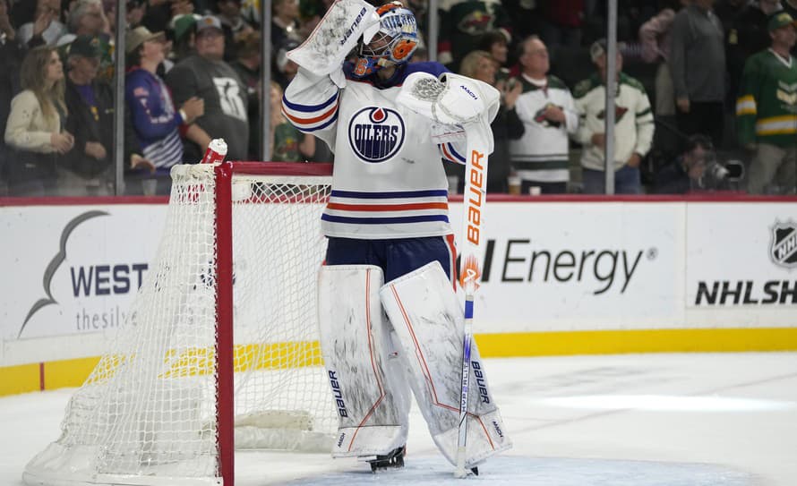 Zámorský hokejový klub Edmonton Oilers z NHL umiestnil brankára Jacka Campbella na waiver listinu. Po tridsaťjedenročnom Američanovi ...