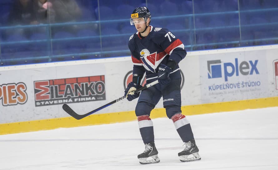 Hokejový klub Slovan Bratislava sa dohodol s americkým obrancom Ianom Scheidom na predčasnom ukončení kontraktu.