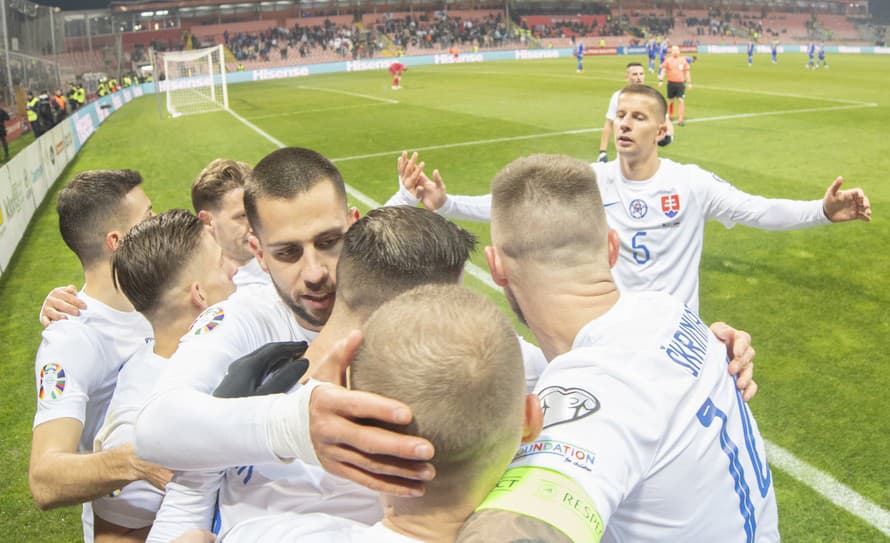 Slovenskí futbalisti vyhrali v nedeľňajšom zápase kvalifikácie ME 2024 na pôde Bosny a Hercegoviny 2:1. S už istým postupom tak zvýšili ...