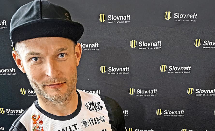 Najúspešnejší slovenský motocyklový pretekár Štefan Svitko (41) sa vo farbách Slovnaft Rally Teamu predstaví už na 15. Dakare za sebou. ...